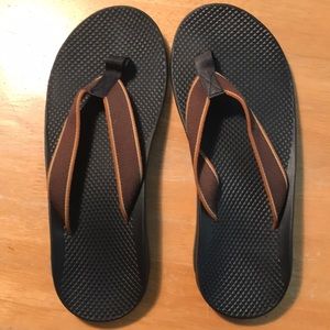 Men’s Chacos size 10